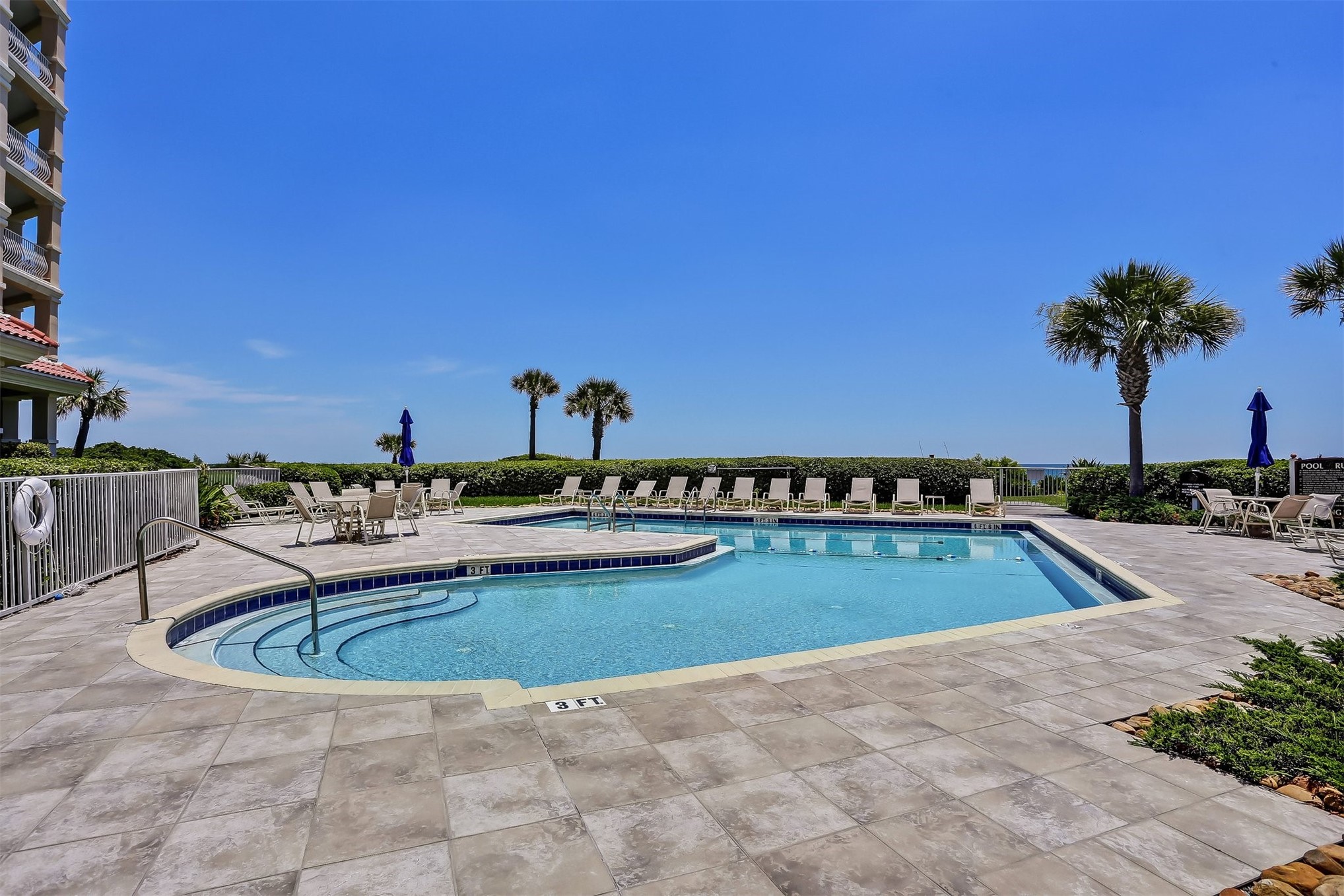 463 BEACHSIDE PLACE