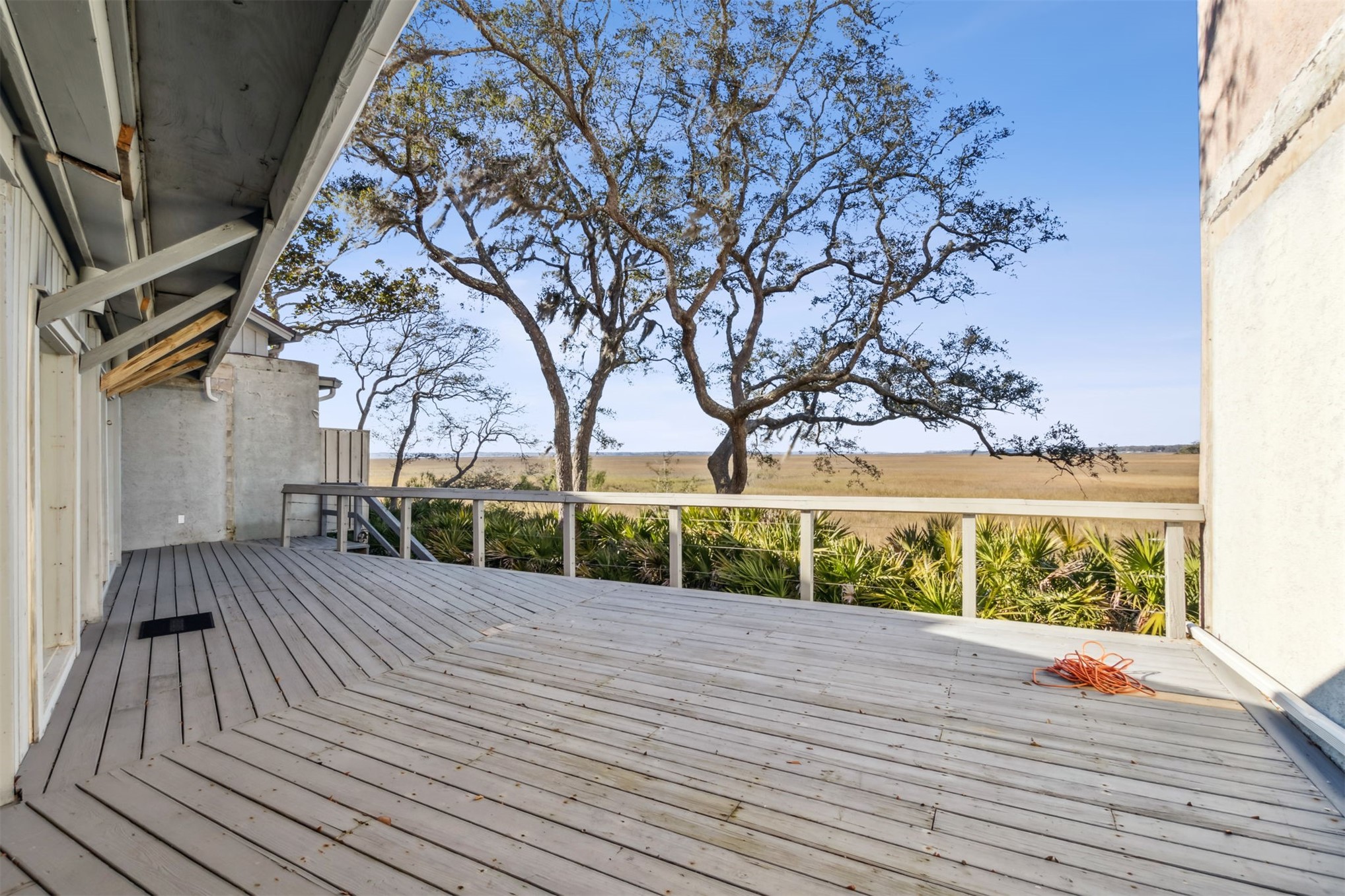 3111 SEA MARSH ROAD