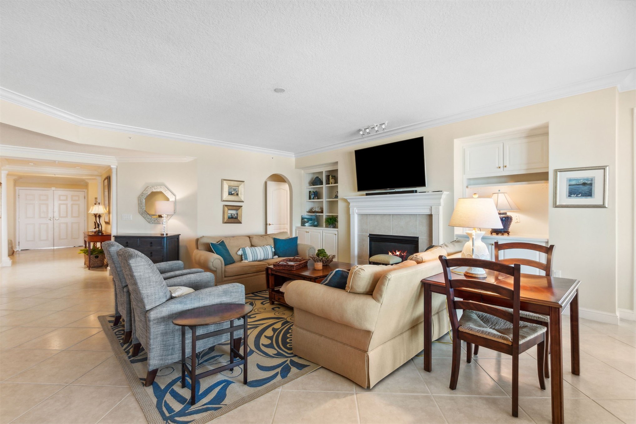 612 OCEAN CLUB COURT