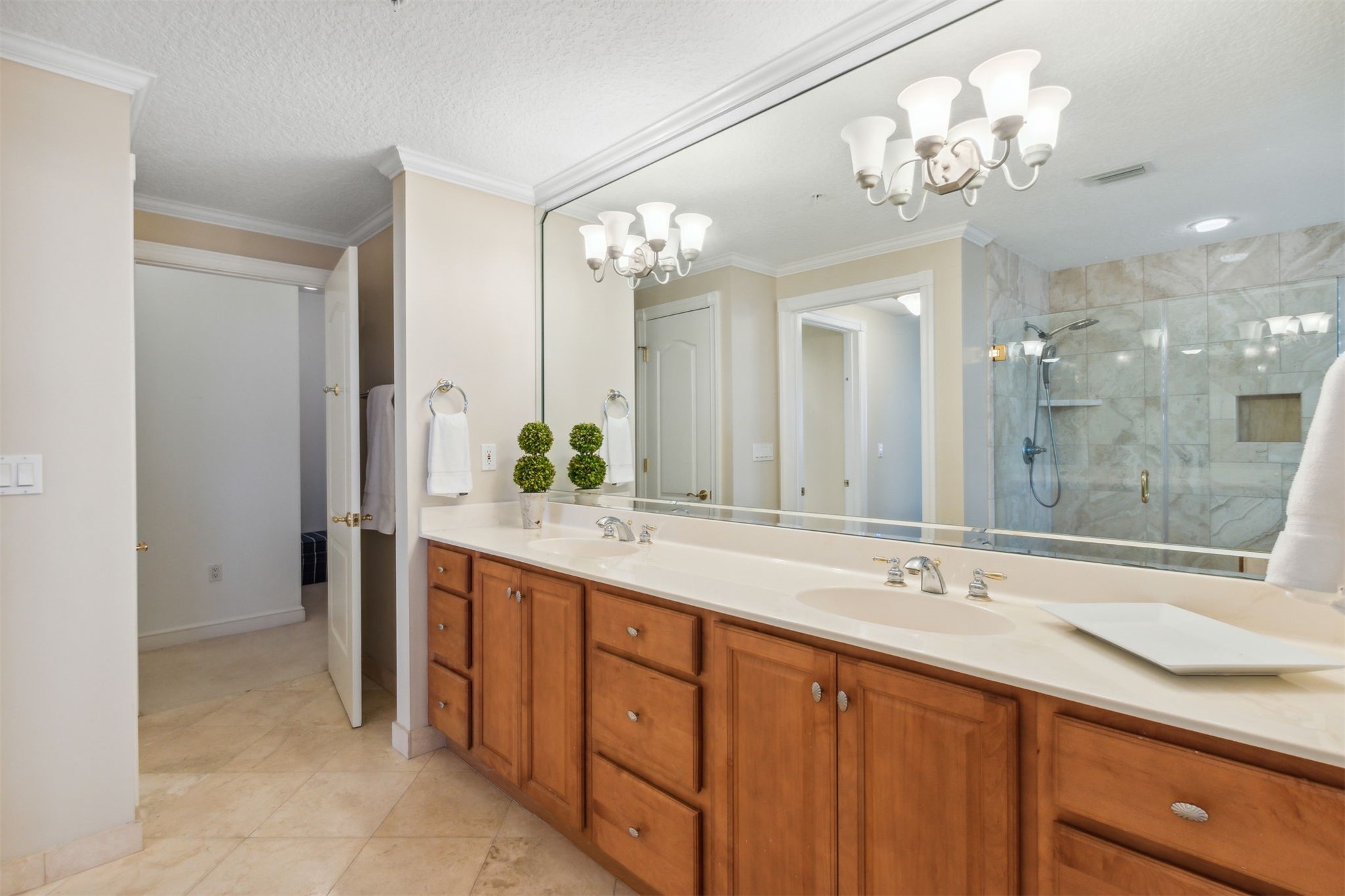 612 OCEAN CLUB COURT