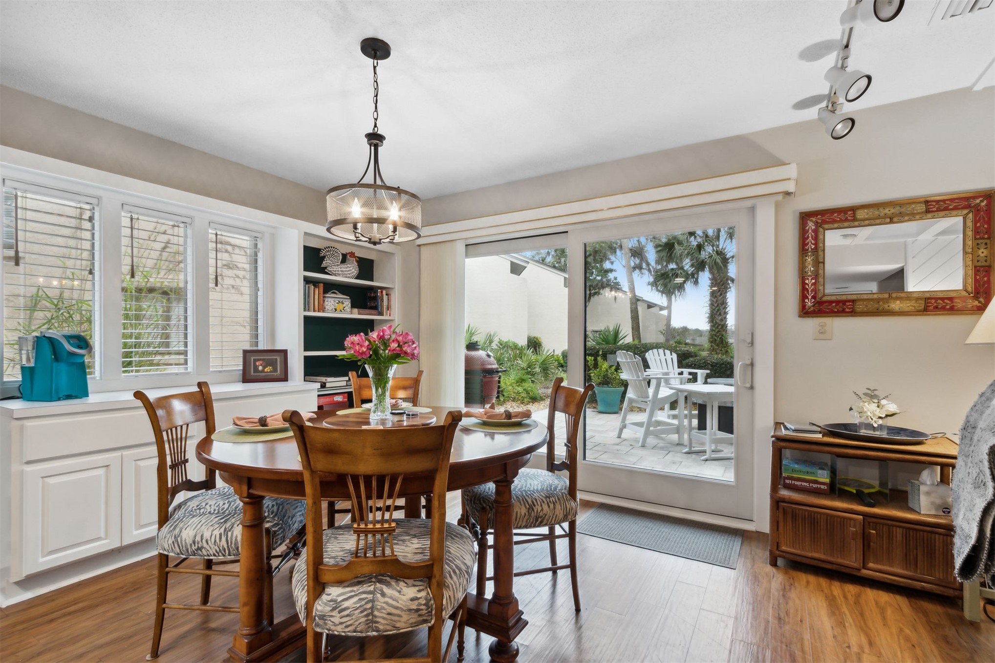 3054 SEA MARSH ROAD