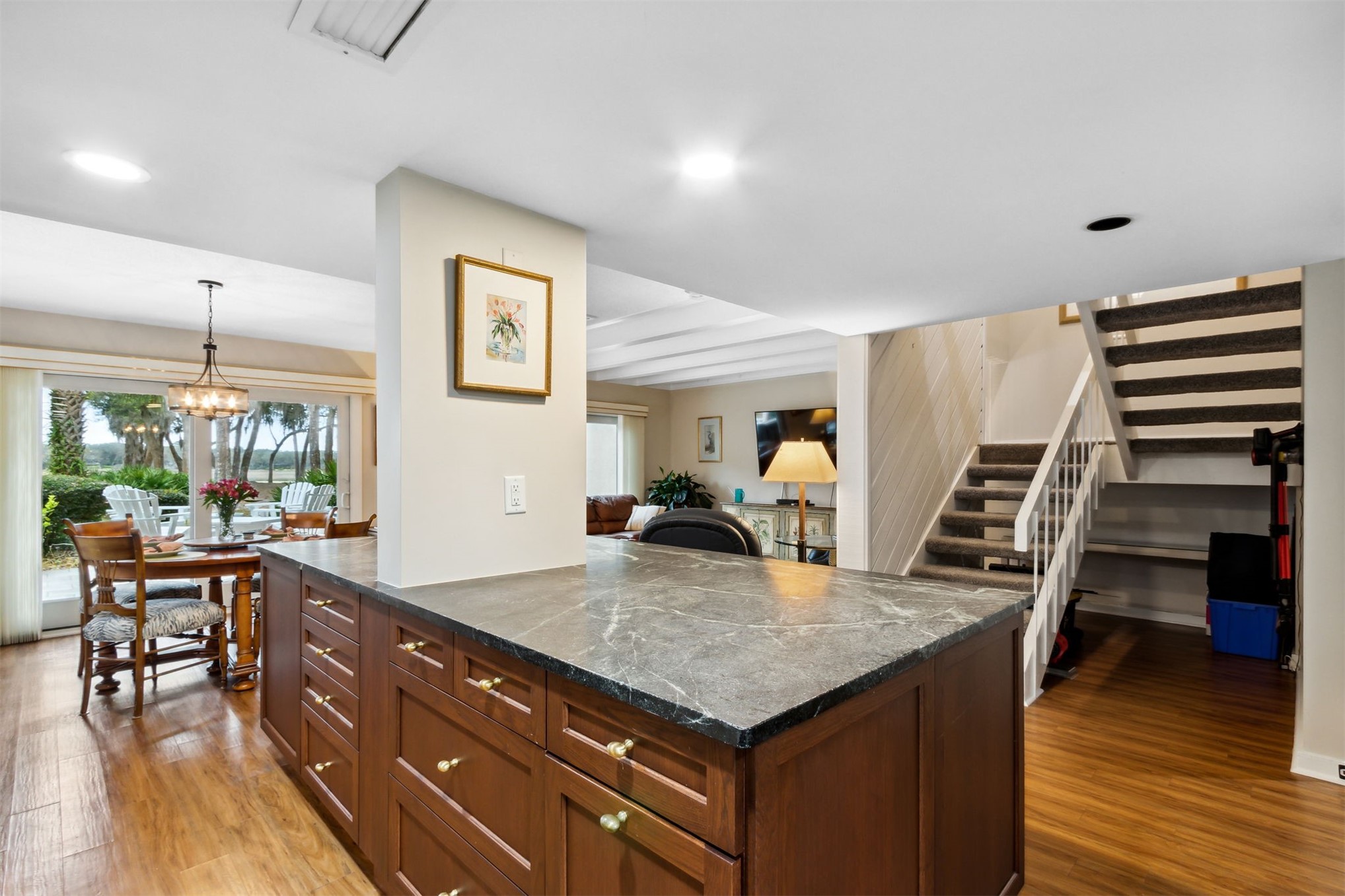 3054 SEA MARSH ROAD