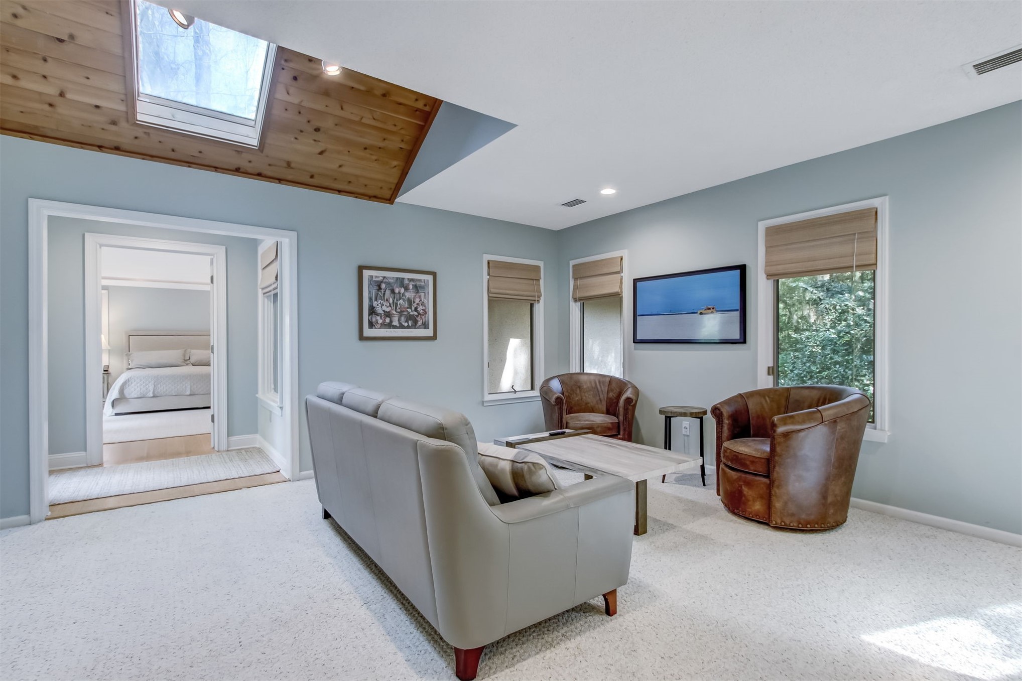 19 SPARKLEBERRY COURT