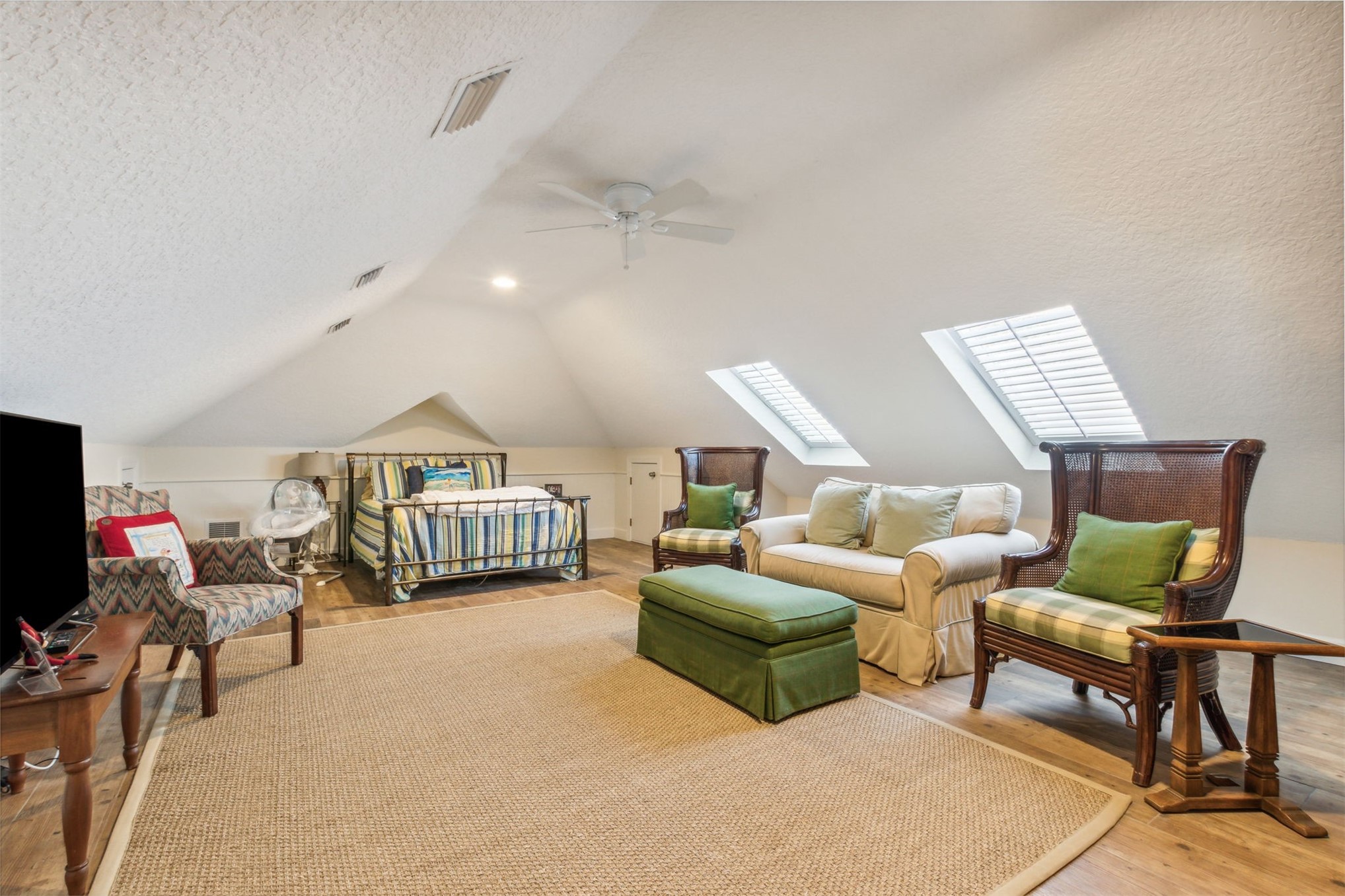 10 MARSH CREEK ROAD