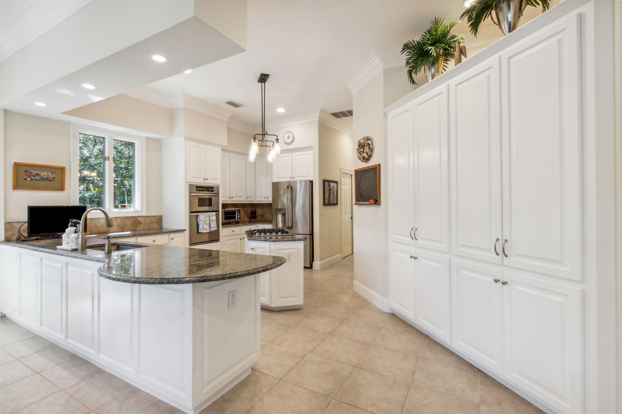 10 MARSH CREEK ROAD