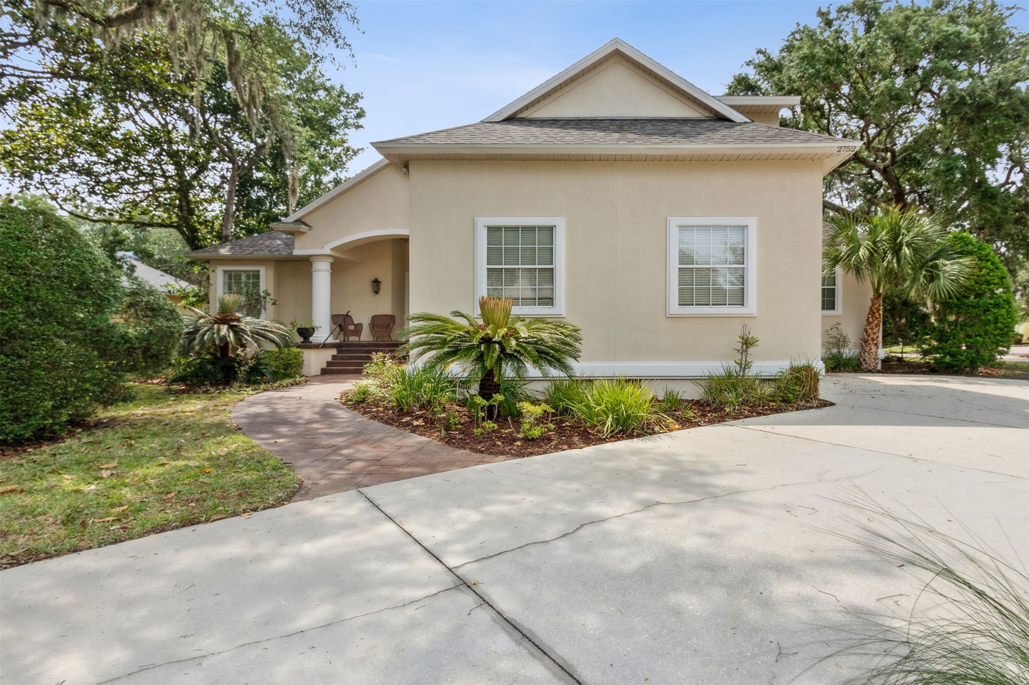 2752 SEA GROVE DRIVE