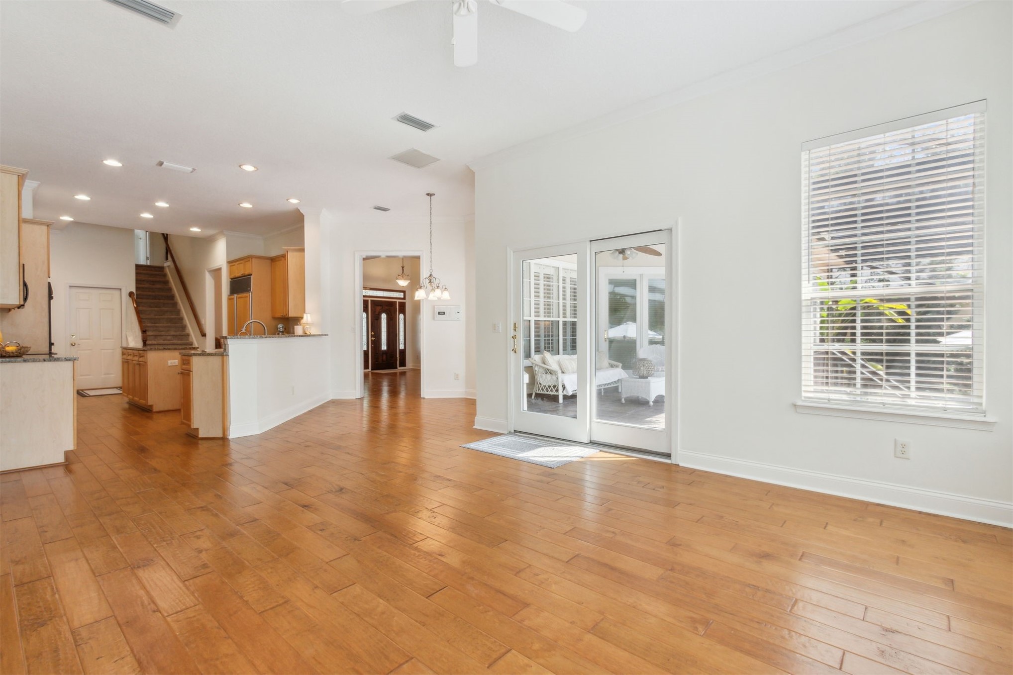 2752 SEA GROVE DRIVE