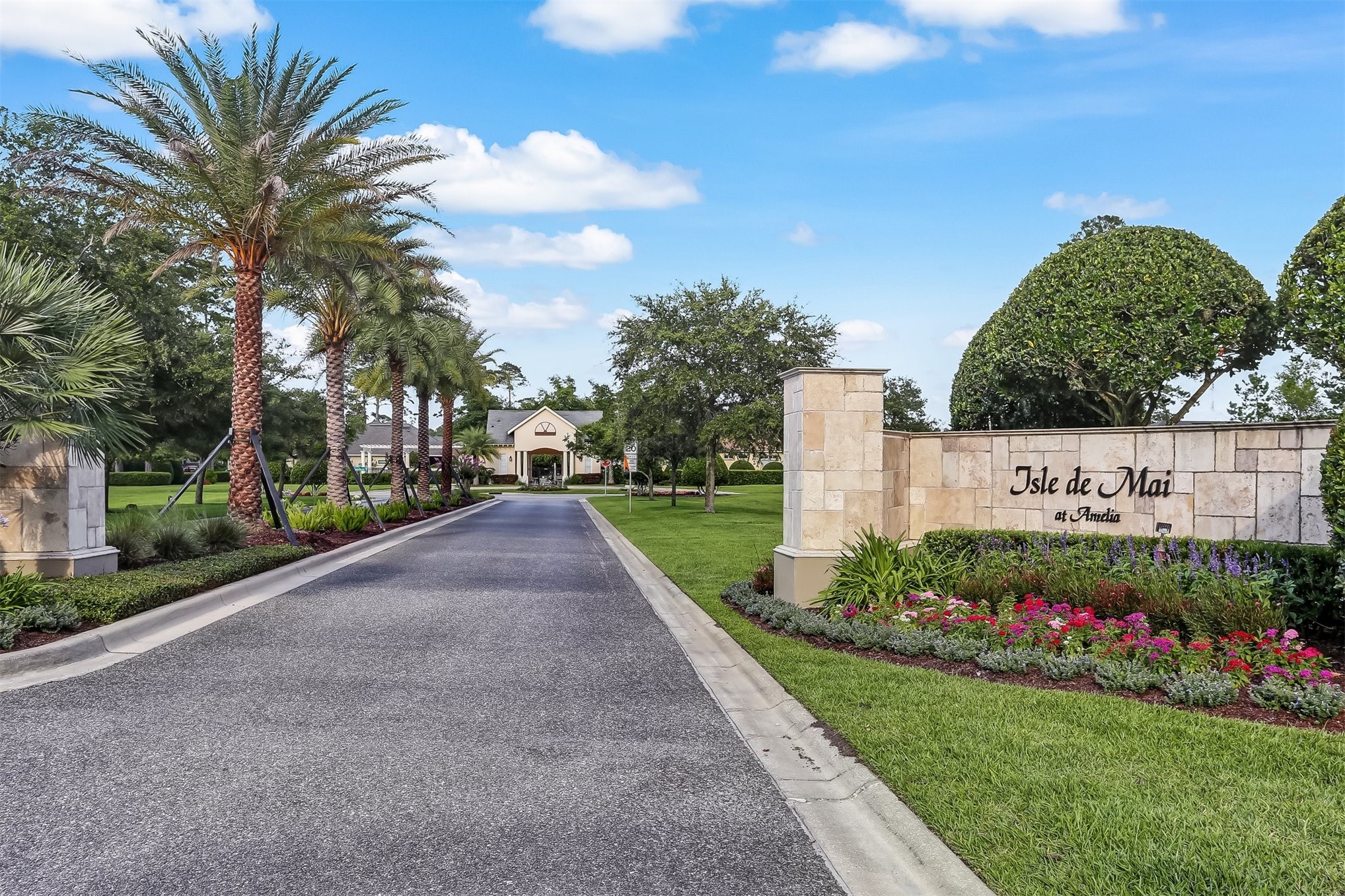 2855 FERDINAND COURT