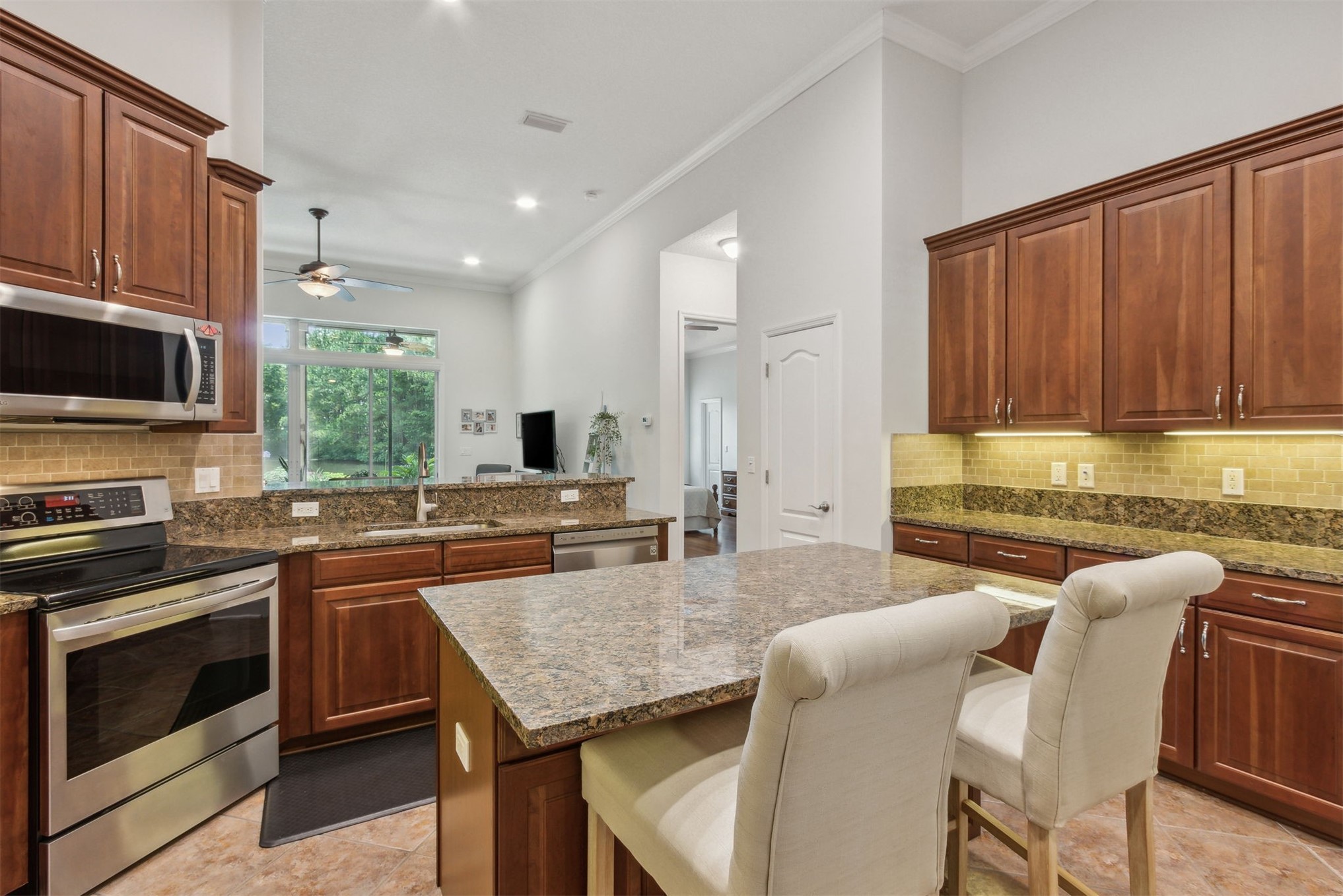 2855 FERDINAND COURT