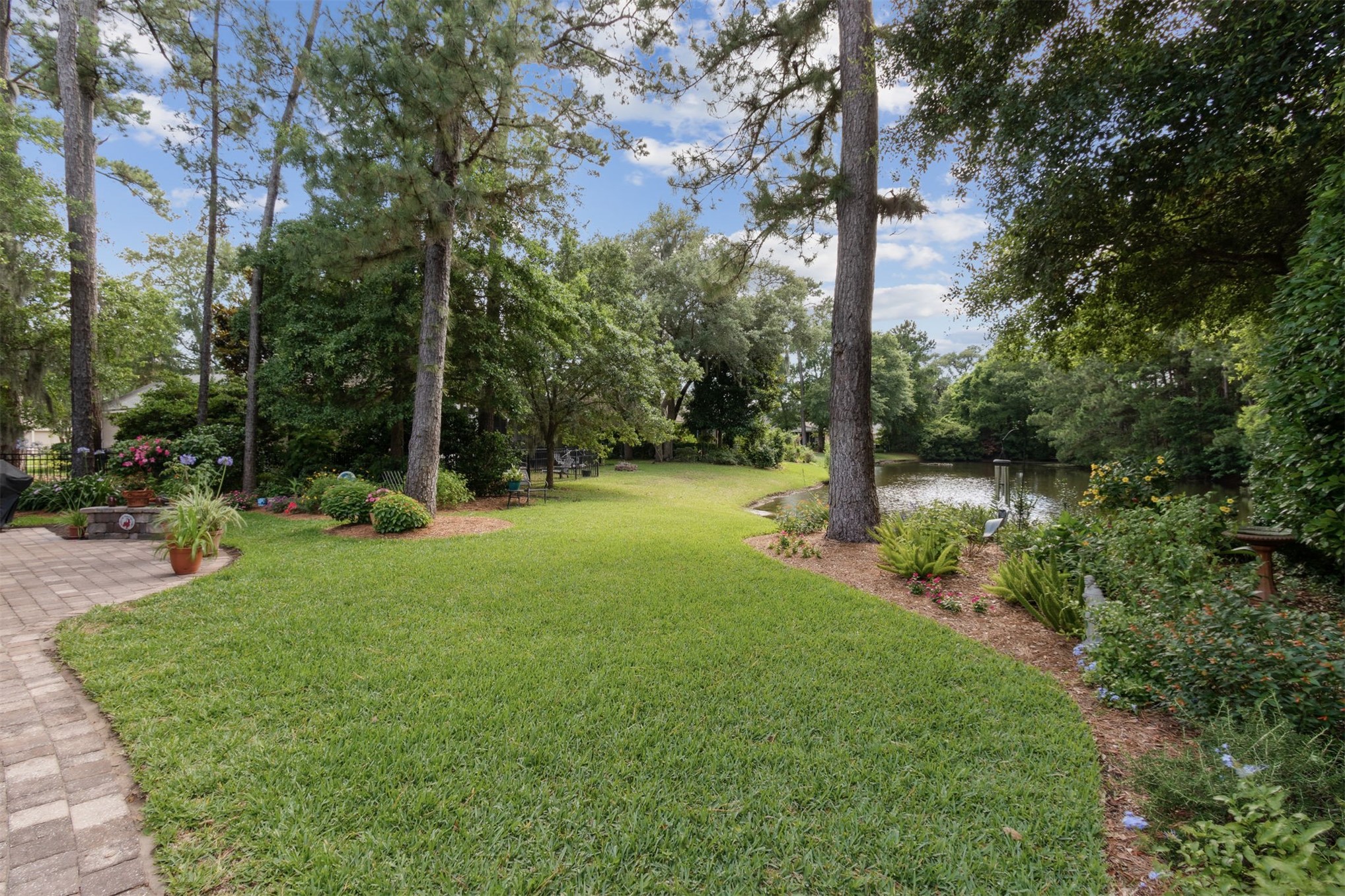 2855 FERDINAND COURT