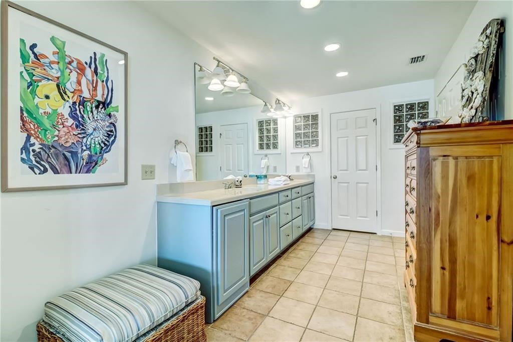 1870 TURTLE DUNES PLACE