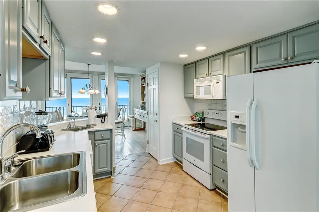 1870 TURTLE DUNES PLACE