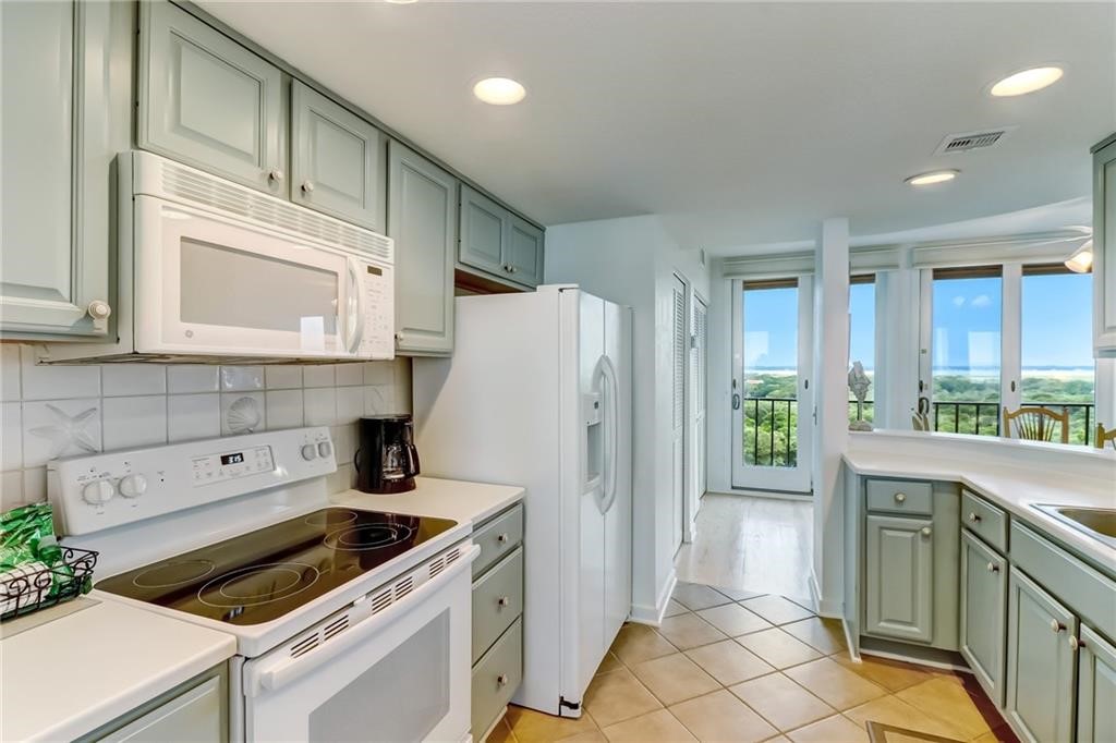 1870 TURTLE DUNES PLACE