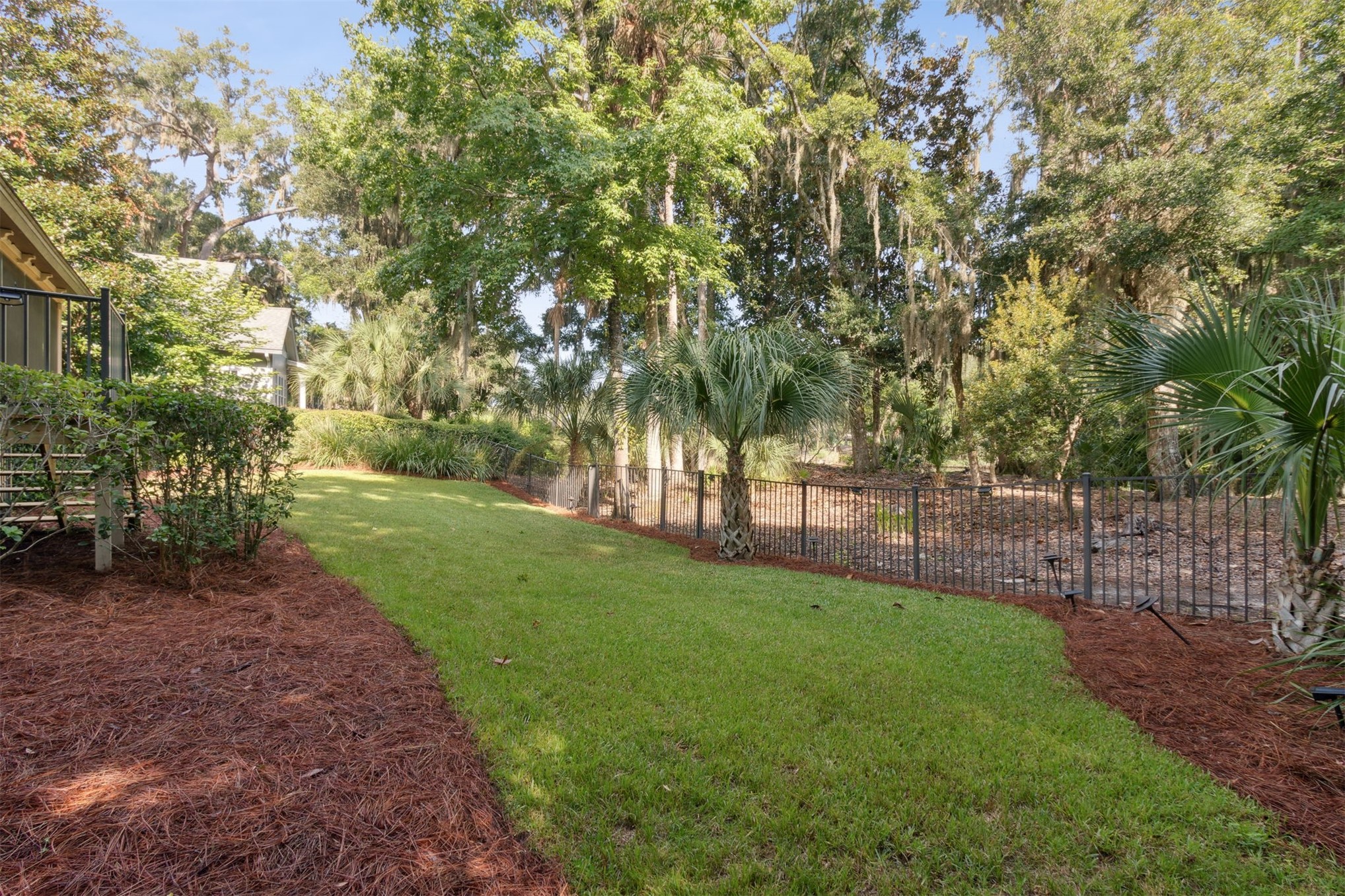 5 SEA MARSH ROAD