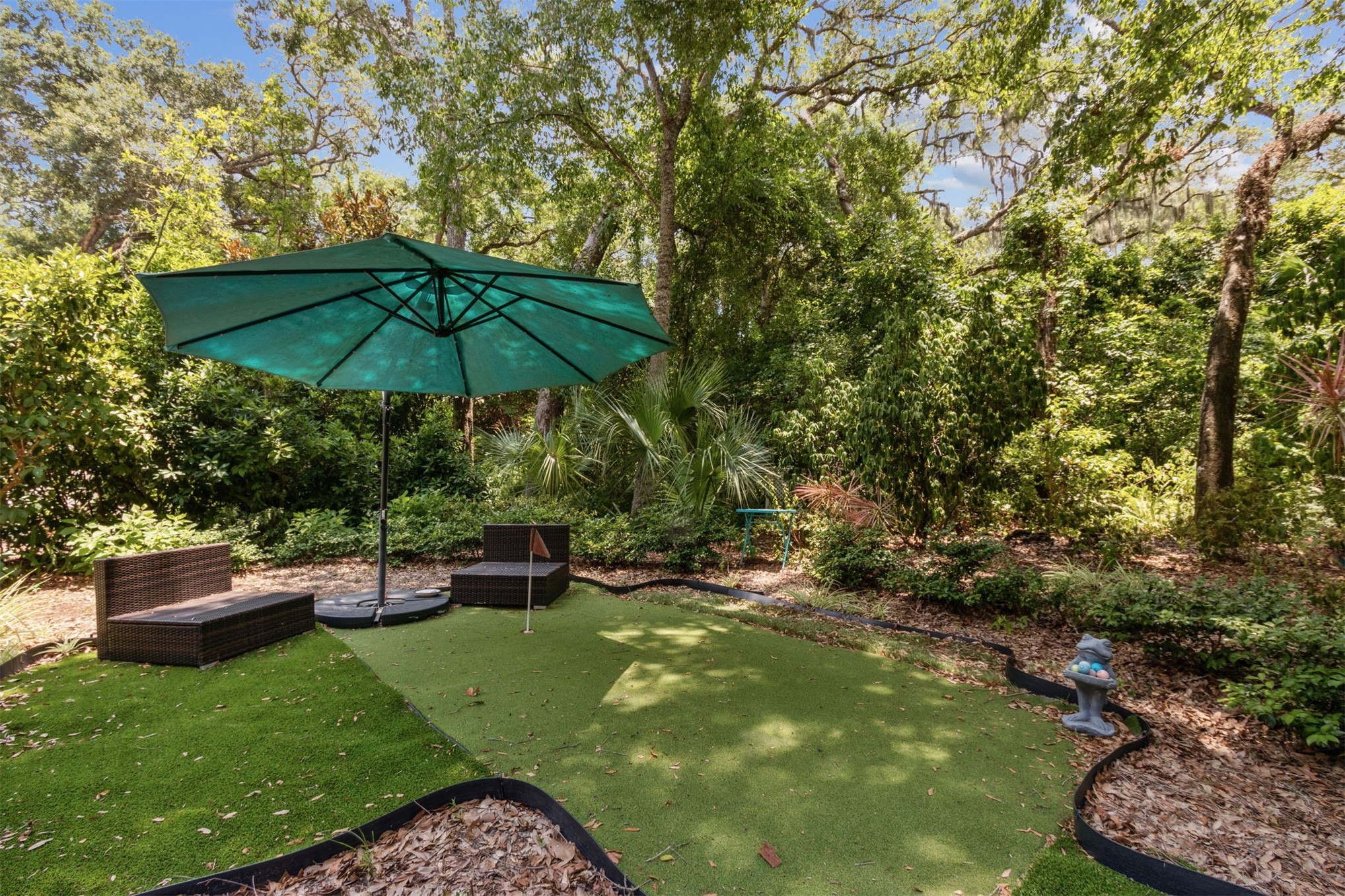 42 LAUREL OAK ROAD
