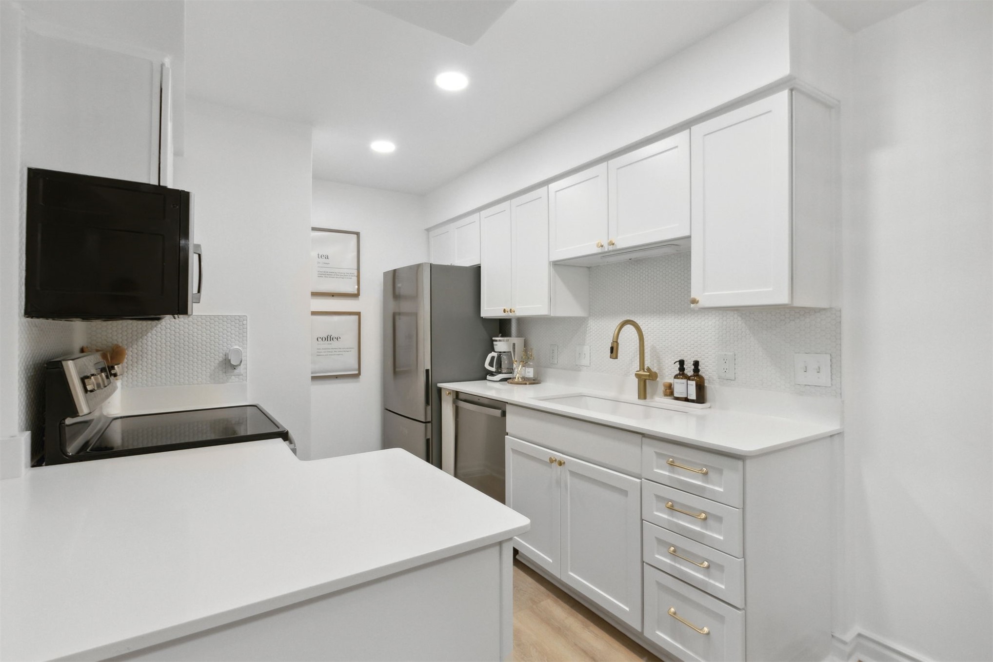 2743 FOREST RIDGE DRIVE I-3