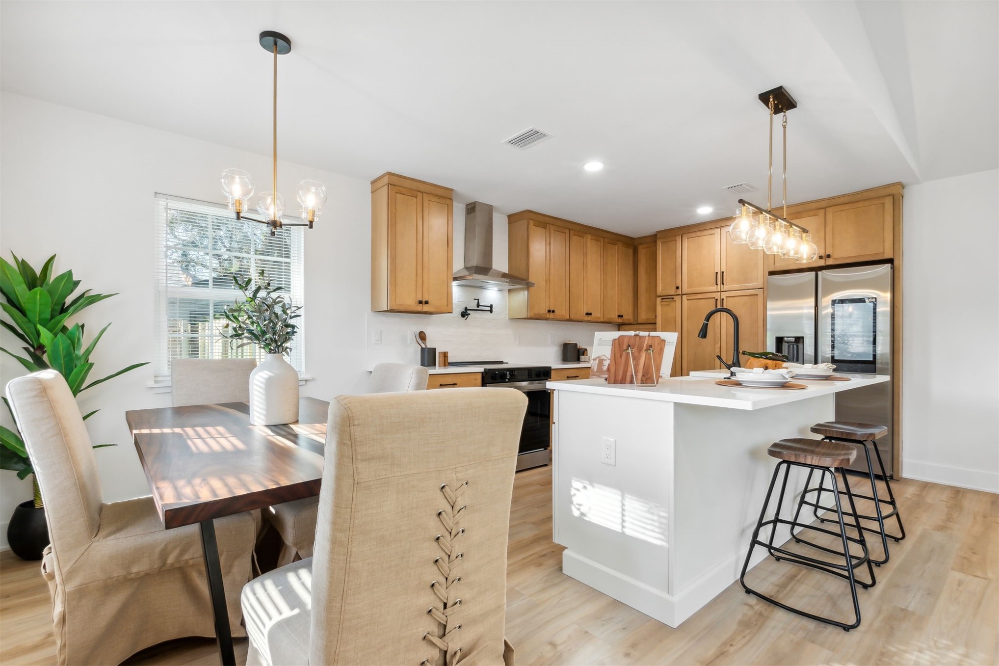 2058 MARLIN COURT