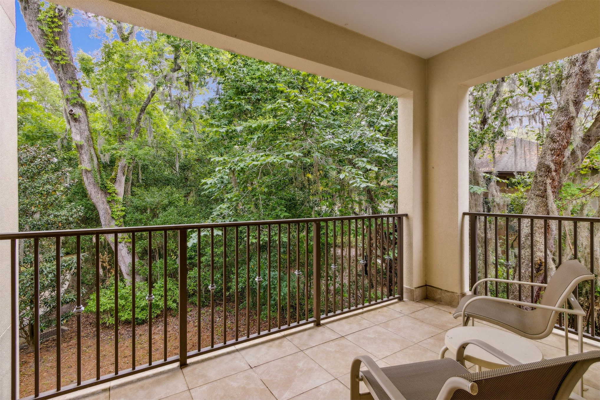 2518 BOXWOOD LANE 2517/2518