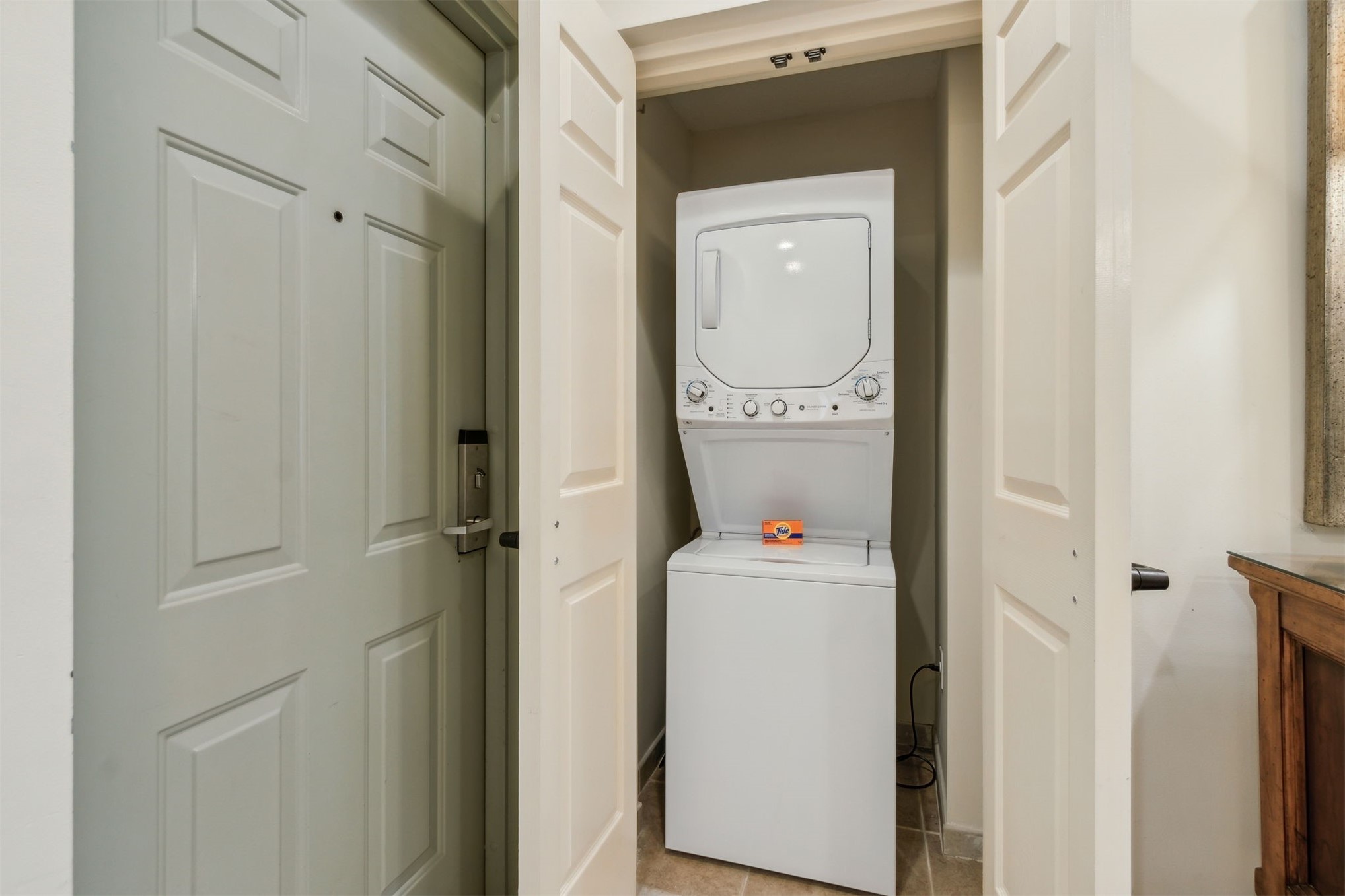 2518 BOXWOOD LANE 2517/2518