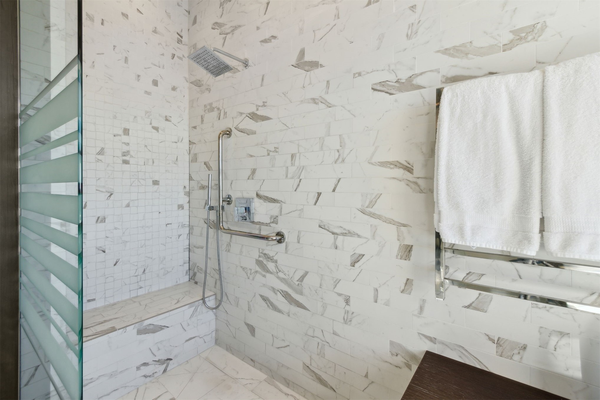 719 OCEAN CLUB PLACE 719