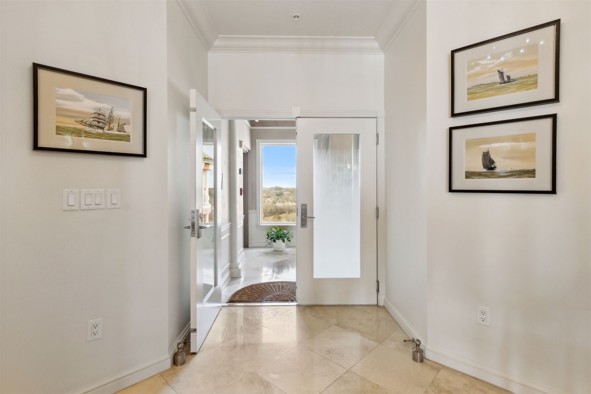 719 OCEAN CLUB PLACE 719