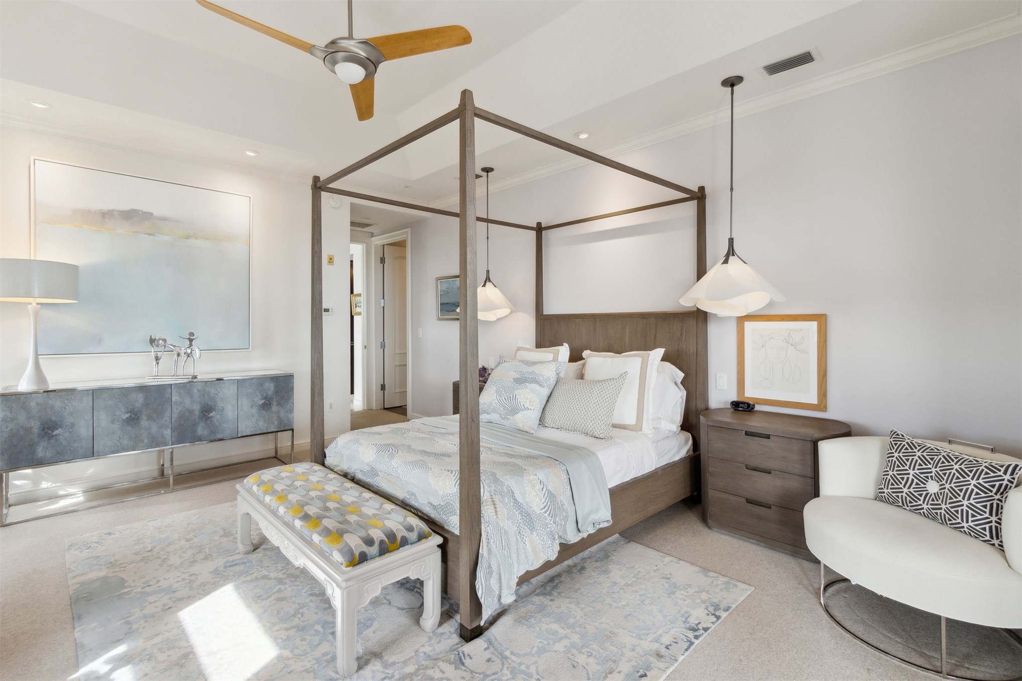 719 OCEAN CLUB PLACE 719