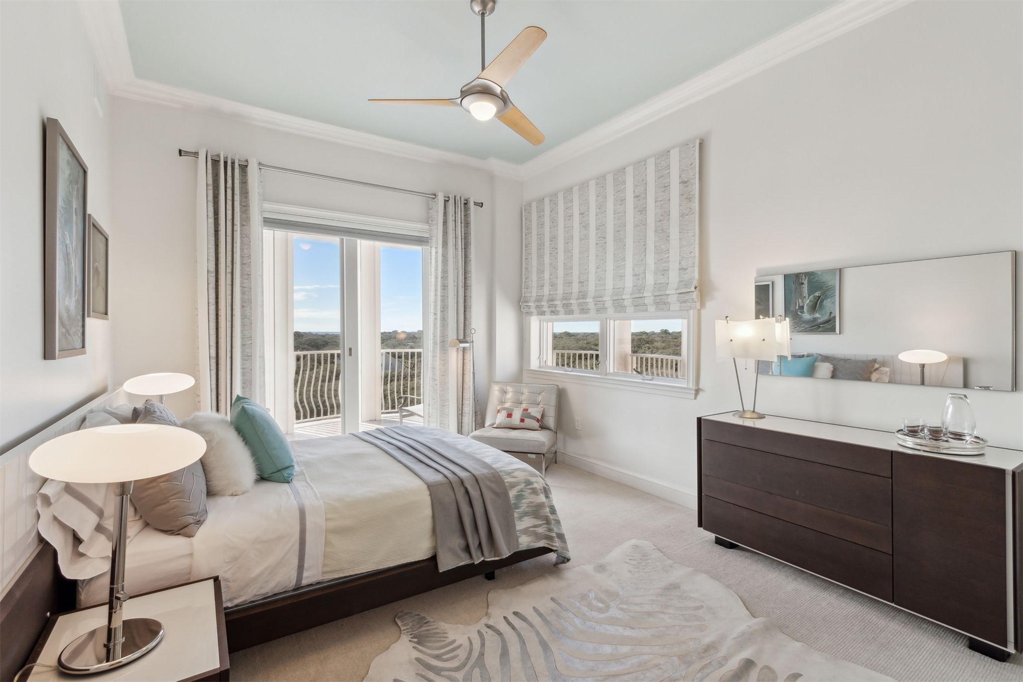 719 OCEAN CLUB PLACE 719