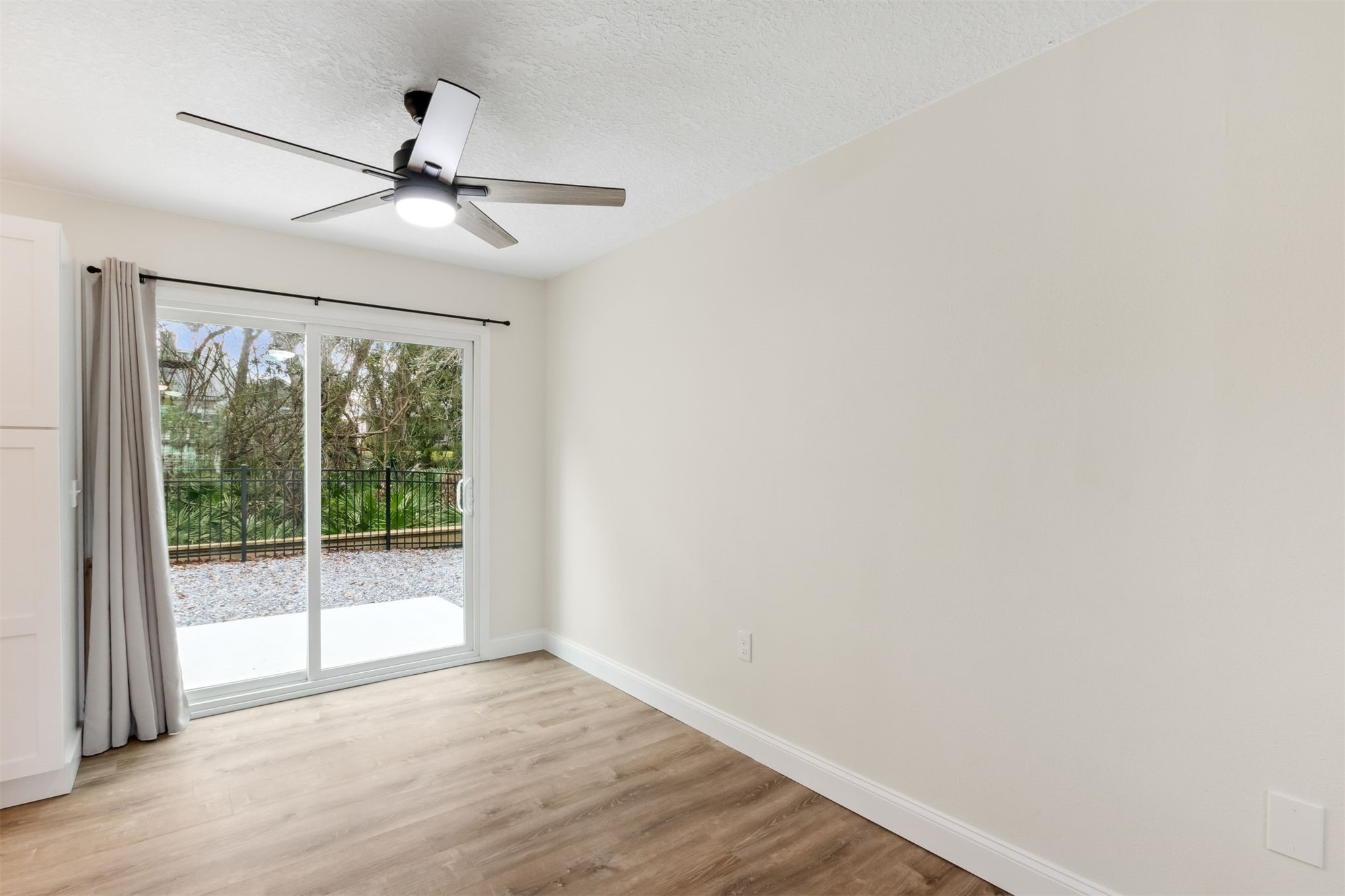 2835 OCEAN DRIVE