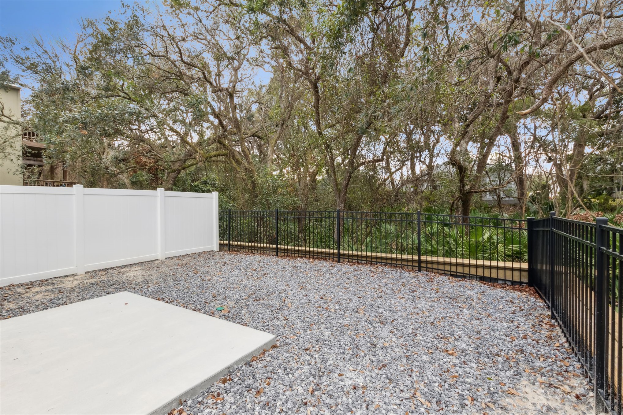 2835 OCEAN DRIVE