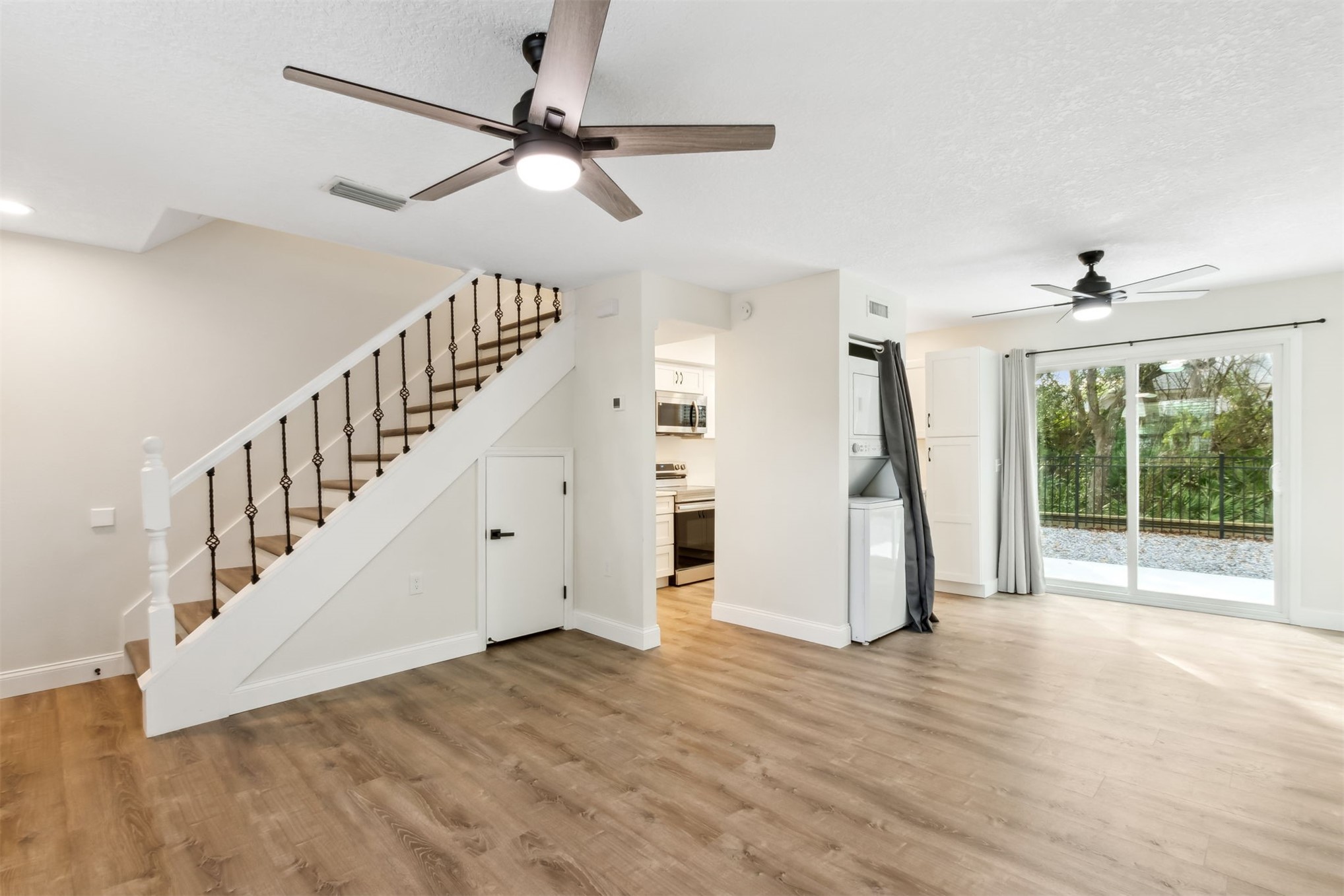2835 OCEAN DRIVE