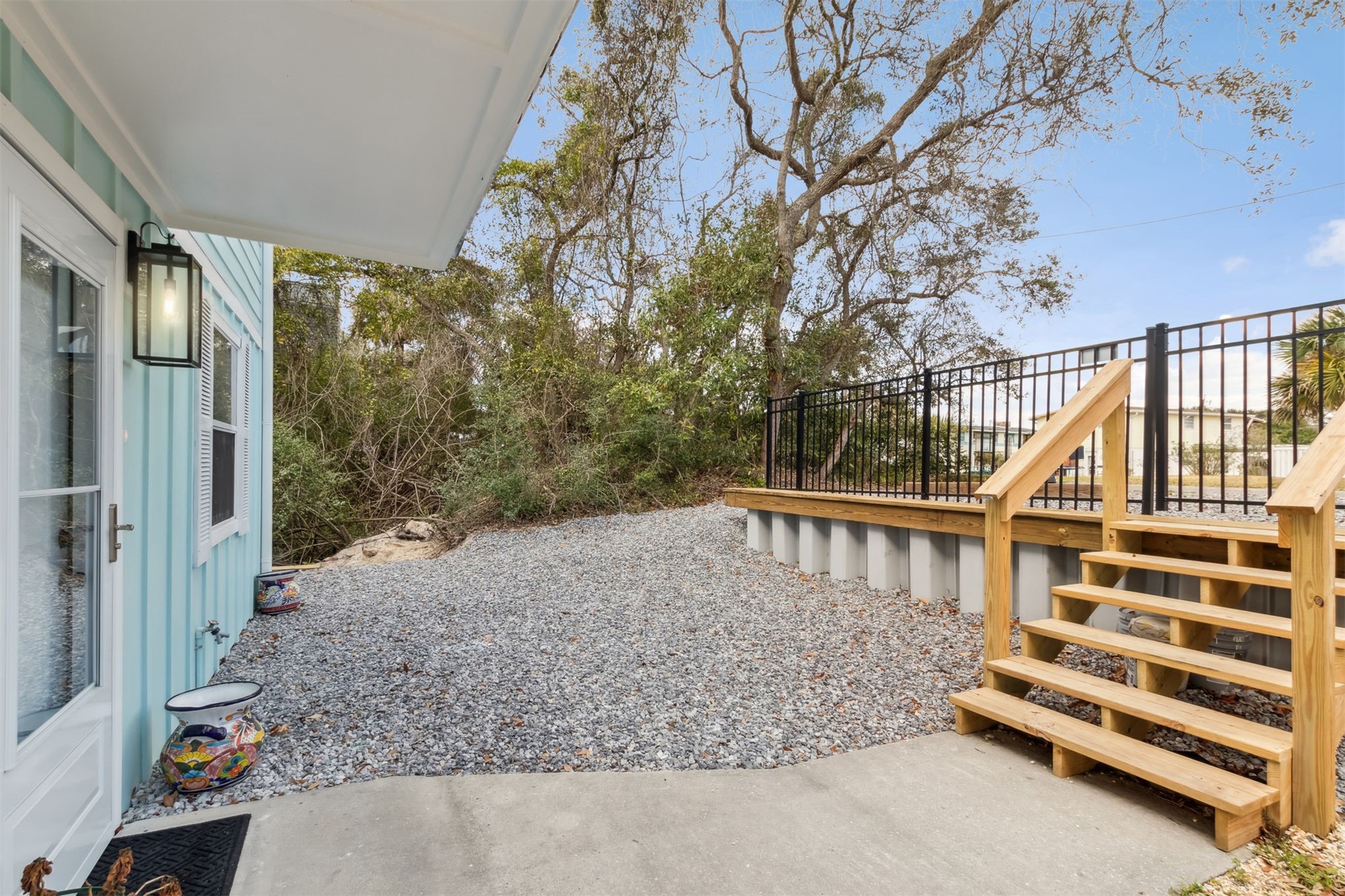 2835 OCEAN DRIVE