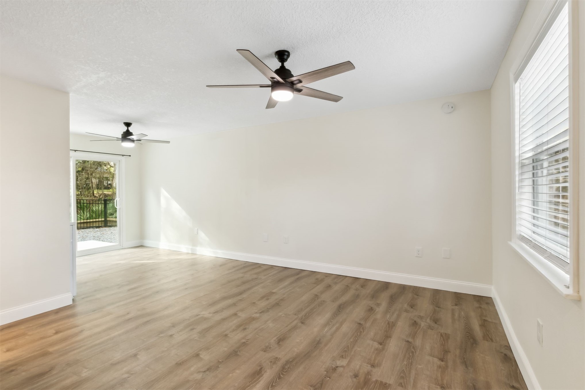 2835 OCEAN DRIVE