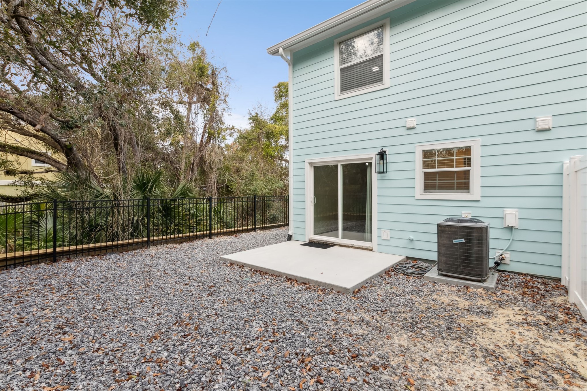 2835 OCEAN DRIVE
