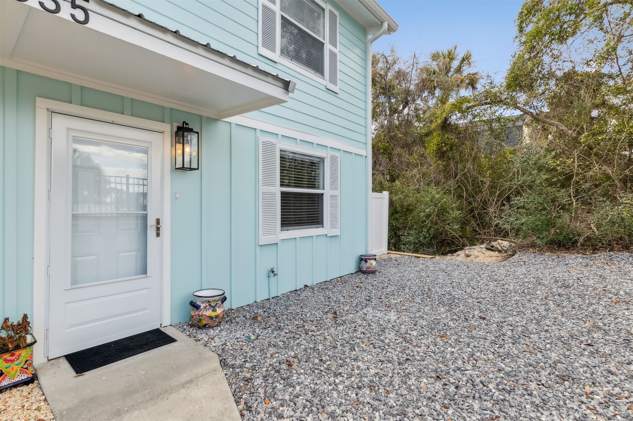 2835 OCEAN DRIVE