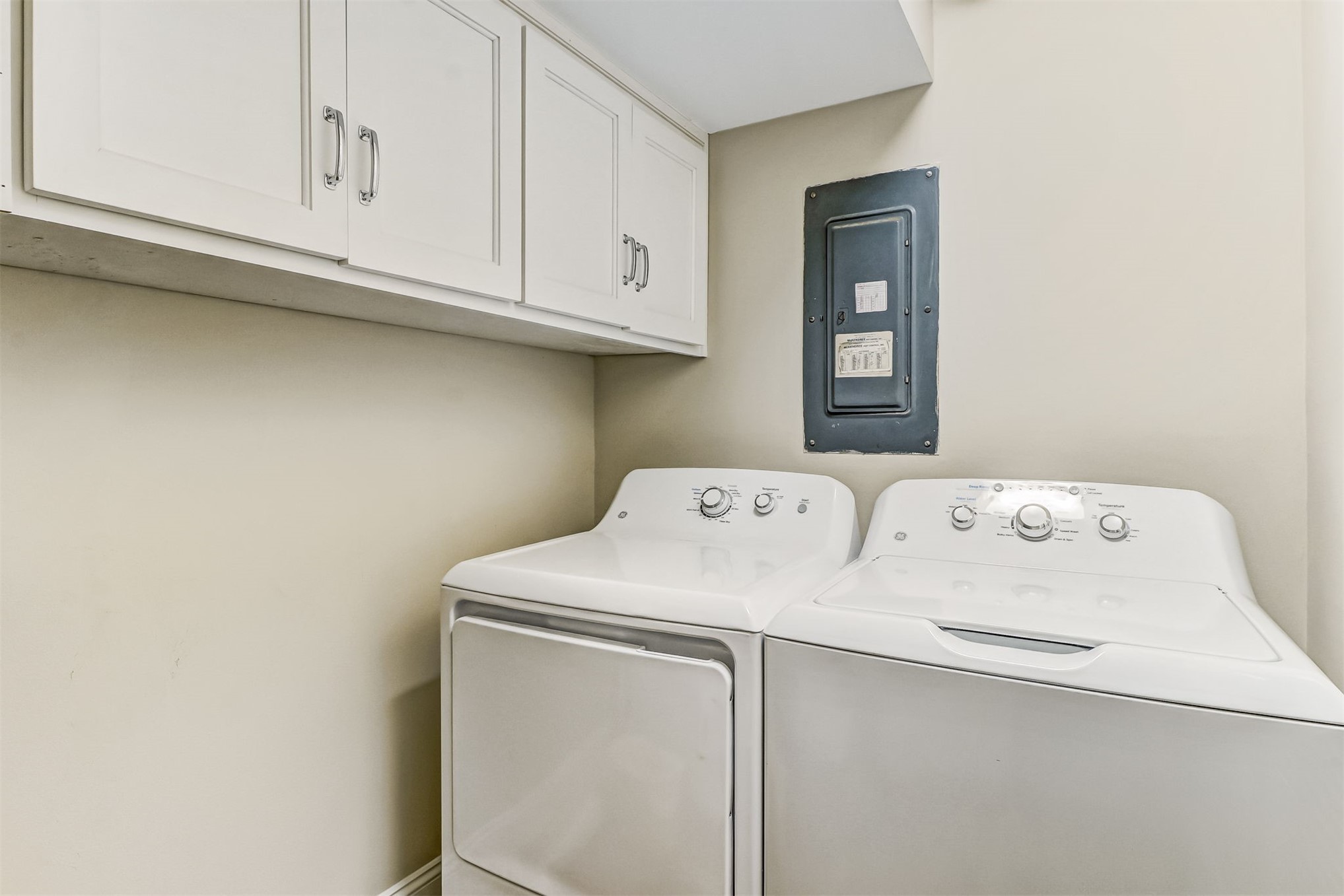 1185 BEACH WALKER ROAD 1185