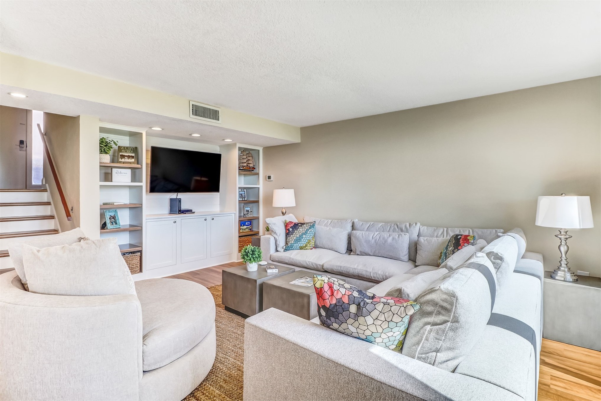 1185 BEACH WALKER ROAD 1185