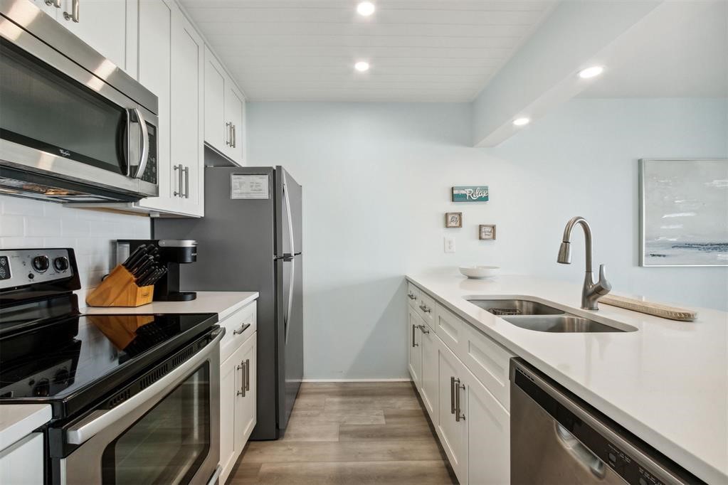 382 S FLETCHER AVENUE 302