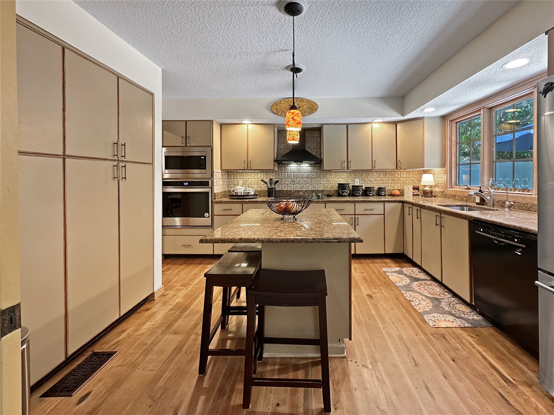 6 GREEN WINGED TEAL ROAD