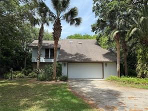 2413 LOS ROBLES DRIVE