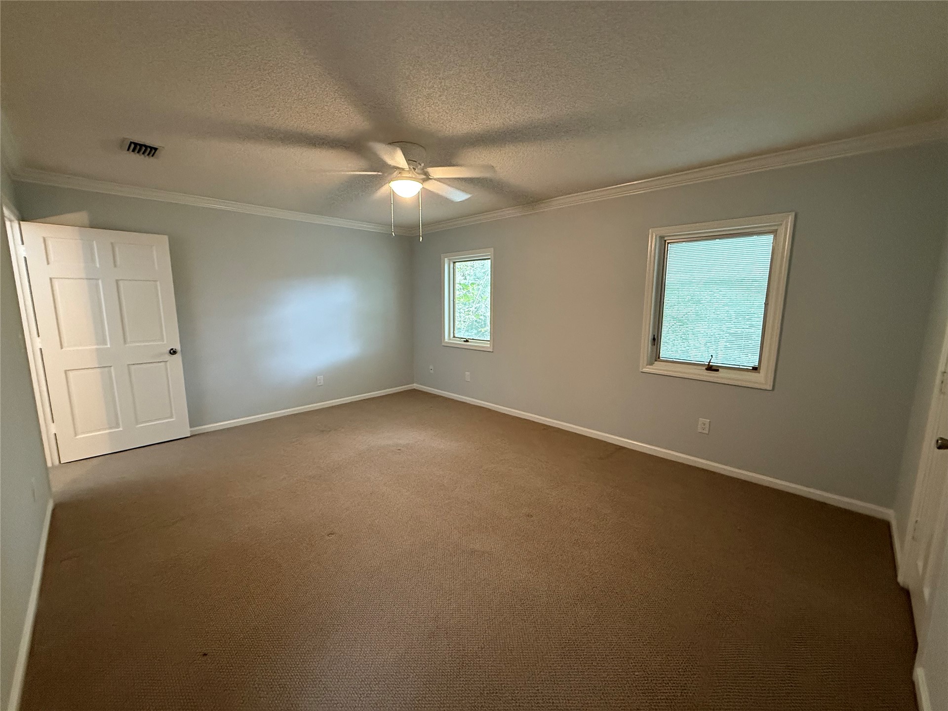 2413 LOS ROBLES DRIVE