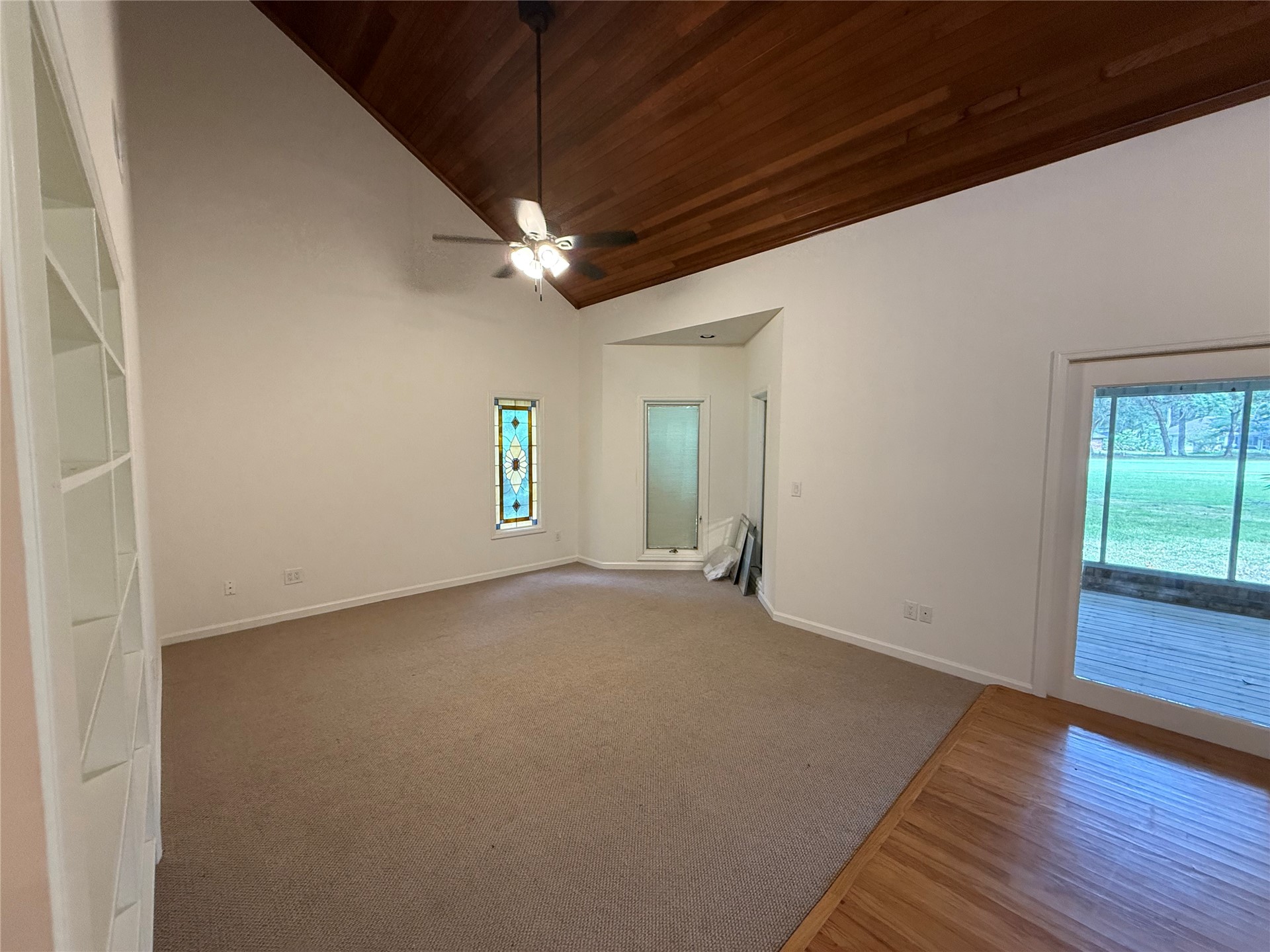 2413 LOS ROBLES DRIVE