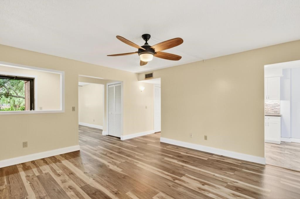 2700 MIZELL AVENUE 504A