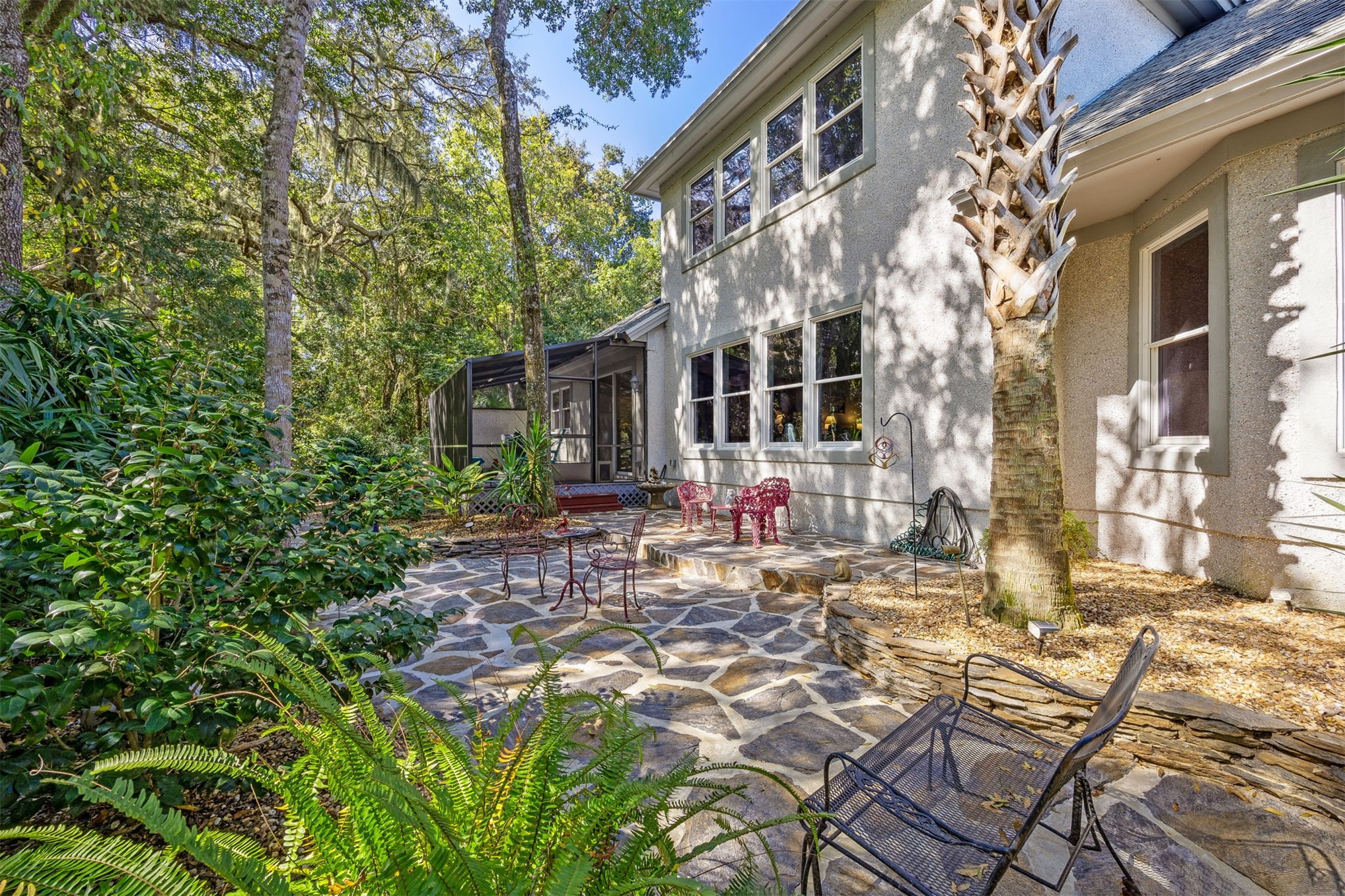 58 LAUREL OAK