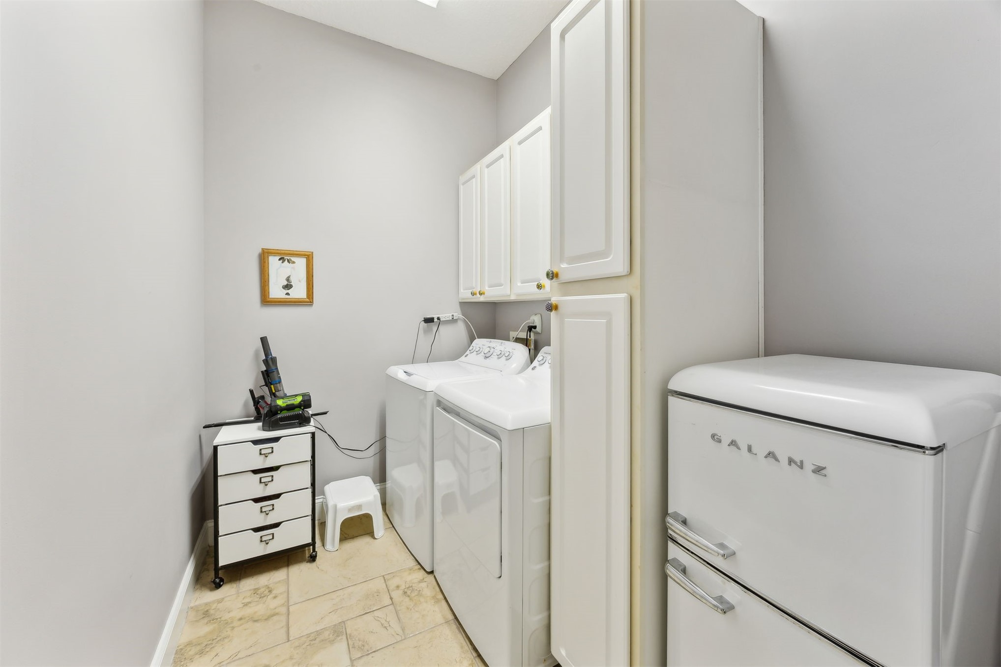 58 LAUREL OAK