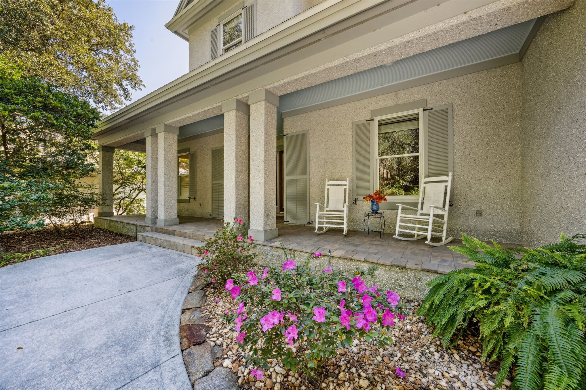 58 LAUREL OAK