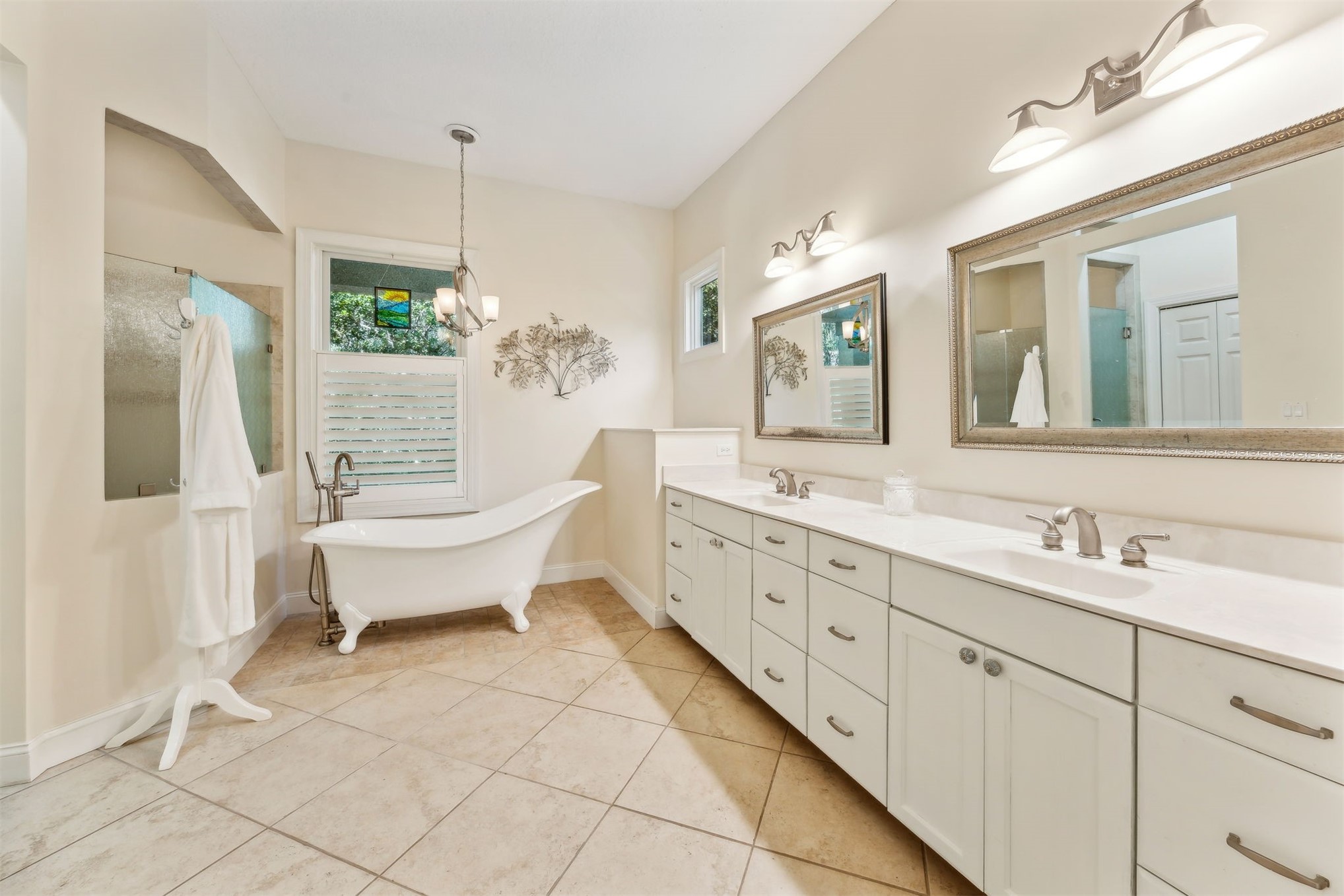 58 LAUREL OAK