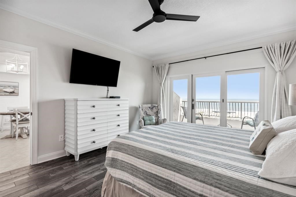 223 SANDCASTLES COURT 213