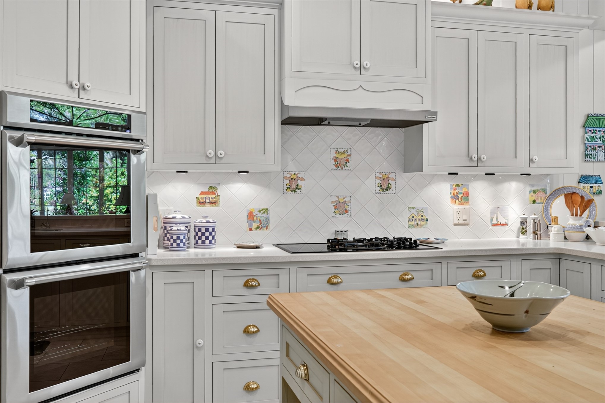 136 LONG POINT DRIVE