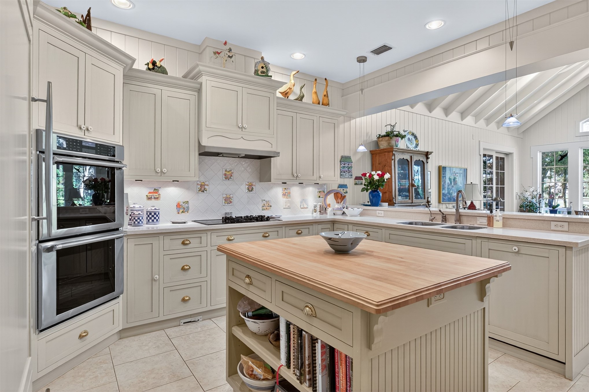 136 LONG POINT DRIVE