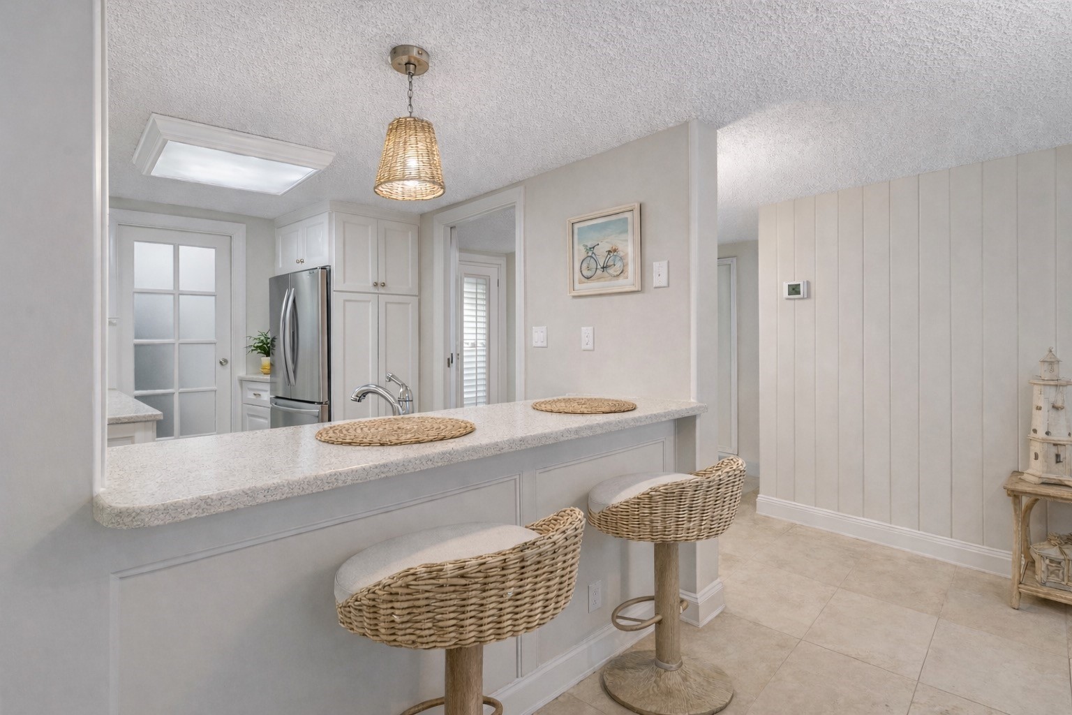 2122 BEACH WOOD ROAD 2122